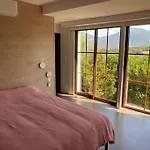 Maison Conviviale, Vue *